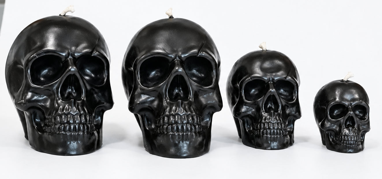 Black Skull Candle (Limited Edition Halloween Collection)