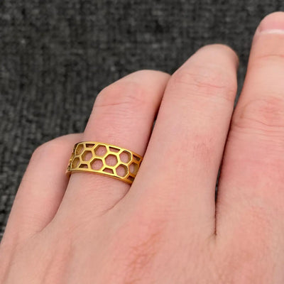 Bee-inspired Rings
